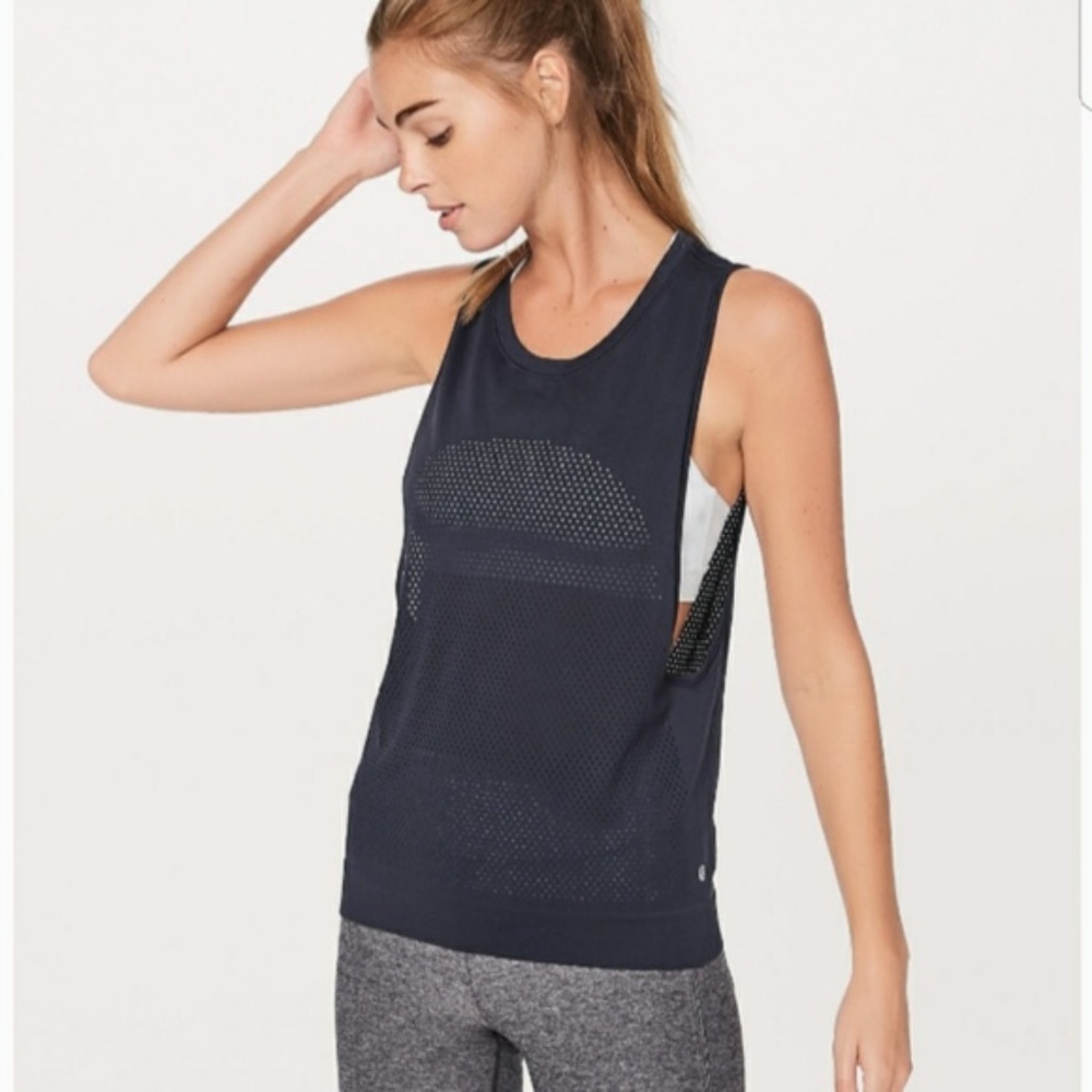 LULULEMON BREEZE BY MUSCLE TANK II